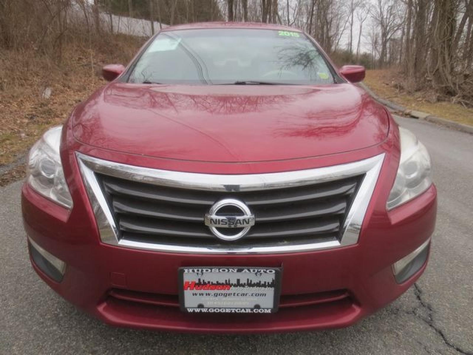 2015 Red /Tan Nissan Altima 2.5 S (1N4AL3AP4FC) with an 2.5L L4 DOHC 16V engine, Automatic transmission, located at 270 US Route 6, Mahopac, NY, 10541, (845) 621-0895, 41.349022, -73.755280 - Photo #2