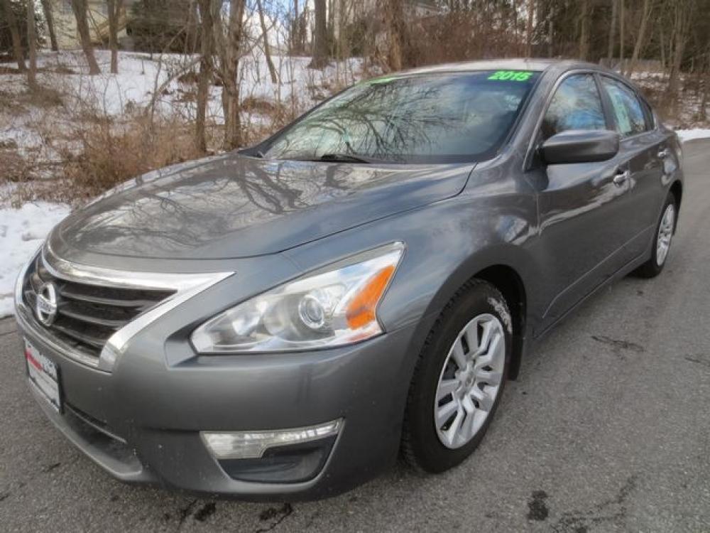 2015 Gray /Black Nissan Altima S (1N4AL3AP2FN) with an 2.5L 4cyl engine, Automatic transmission, located at 270 US Route 6, Mahopac, NY, 10541, (845) 621-0895, 41.349022, -73.755280 - Photo #0