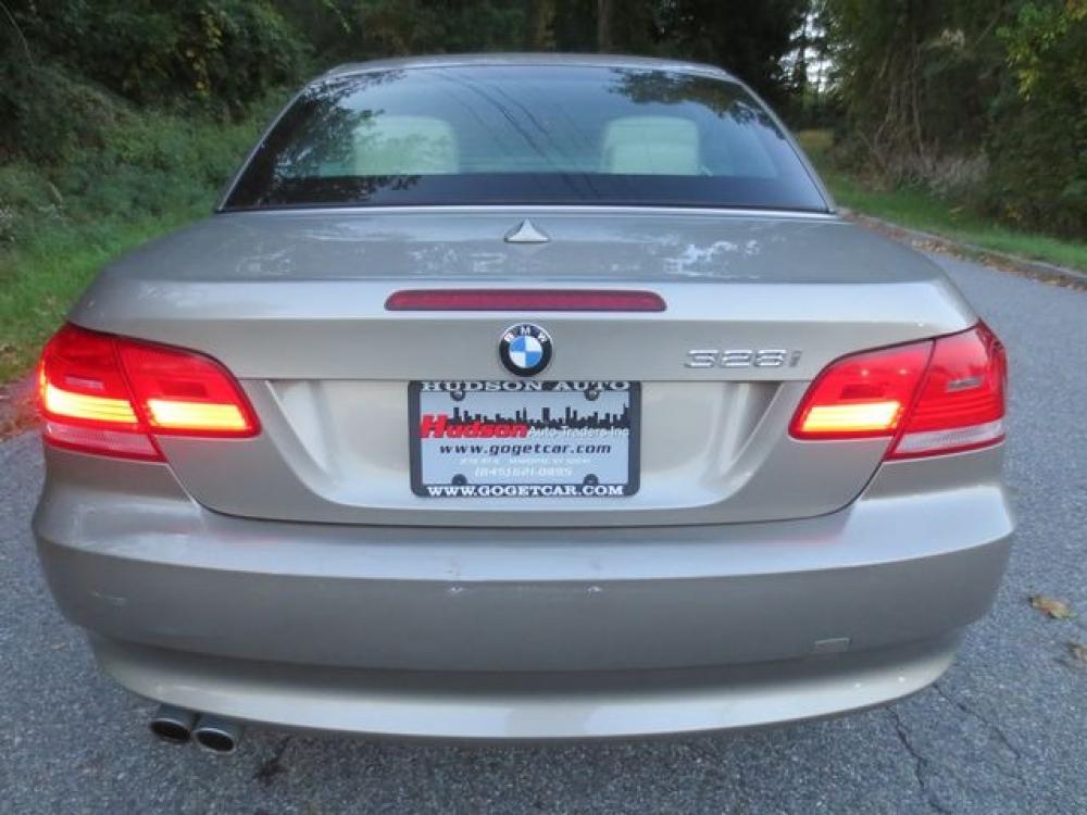 2008 Tan /Tan BMW 328I (WBAWR33528P) with an 3.0L 6cyl engine, Automatic transmission, located at 270 US Route 6, Mahopac, NY, 10541, (845) 621-0895, 41.349022, -73.755280 - Photo #10
