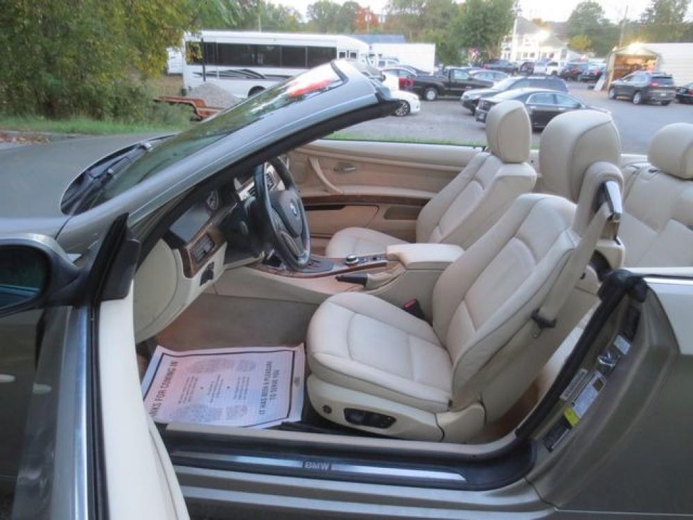 2008 Tan /Tan BMW 328I (WBAWR33528P) with an 3.0L 6cyl engine, Automatic transmission, located at 270 US Route 6, Mahopac, NY, 10541, (845) 621-0895, 41.349022, -73.755280 - Photo #12