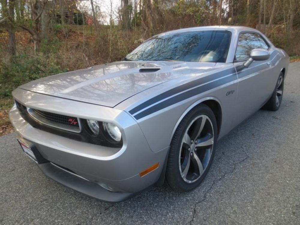 2013 Gray Dodge Challenger R/T (2C3CDYBT5DH) with an 5.7L V8 OHV 16V engine, 6 SPEED MANUAL transmission, located at 270 US Route 6, Mahopac, NY, 10541, (845) 621-0895, 41.349022, -73.755280 - Photo #0