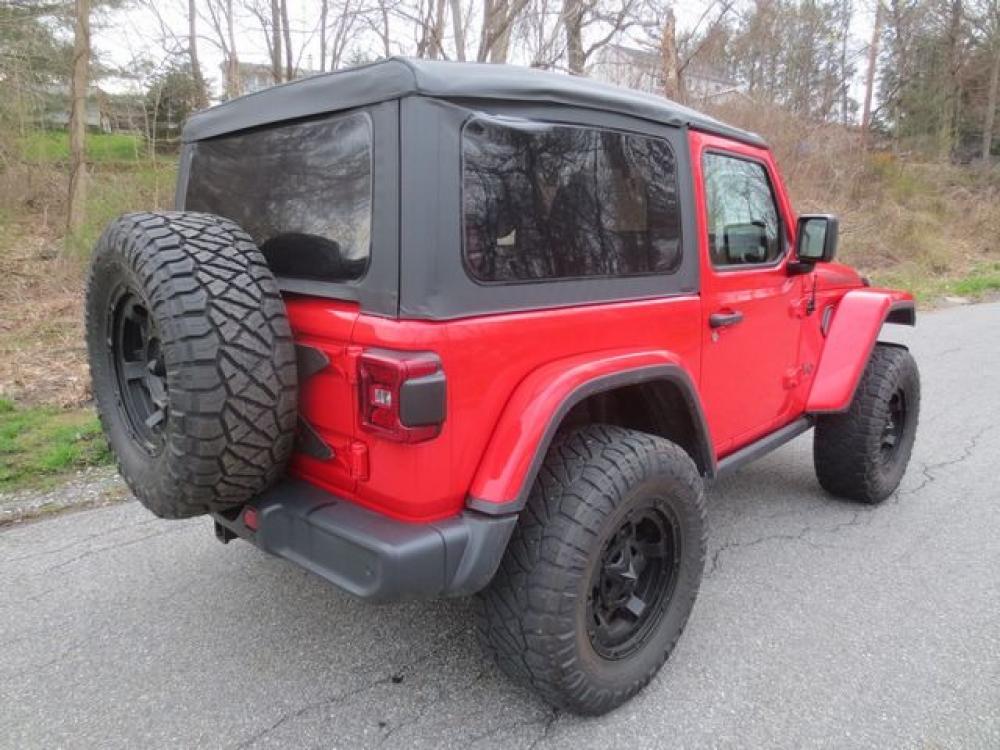 2020 Red Jeep Wrangler Rubicon (1C4HJXCG5LW) with an 3.6L V6 DOHC 24V FFV engine, 6 SPEED MANUAL transmission, located at 270 US Route 6, Mahopac, NY, 10541, (845) 621-0895, 41.349022, -73.755280 - Photo #3
