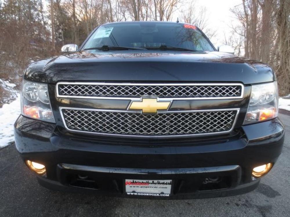 2012 Black /Black Chevrolet Avalanche LTZ (3GNTKGE74CG) with an 5.3L v8 engine, Automatic transmission, located at 270 US Route 6, Mahopac, NY, 10541, (845) 621-0895, 41.349022, -73.755280 - Photo #2