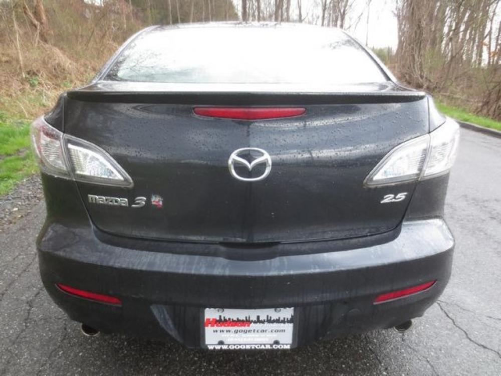 2010 Black /Black Mazda Mazda3 S Grand Touring (JM1BL1S66A1) with an 2.5L 4cyl engine, Automatic transmission, located at 270 US Route 6, Mahopac, NY, 10541, (845) 621-0895, 41.349022, -73.755280 - Photo #5
