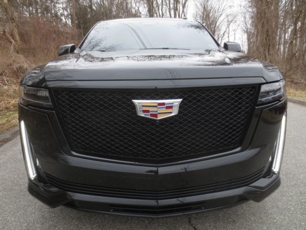 2021 Black /Black Cadillac Escalade ESV Sport AWD (1GYS4PKT4MR) with an 3.0L V6 DOHC 16V TURBO DIESEL engine, 10A transmission, located at 270 US Route 6, Mahopac, NY, 10541, (845) 621-0895, 41.349022, -73.755280 - Photo #2