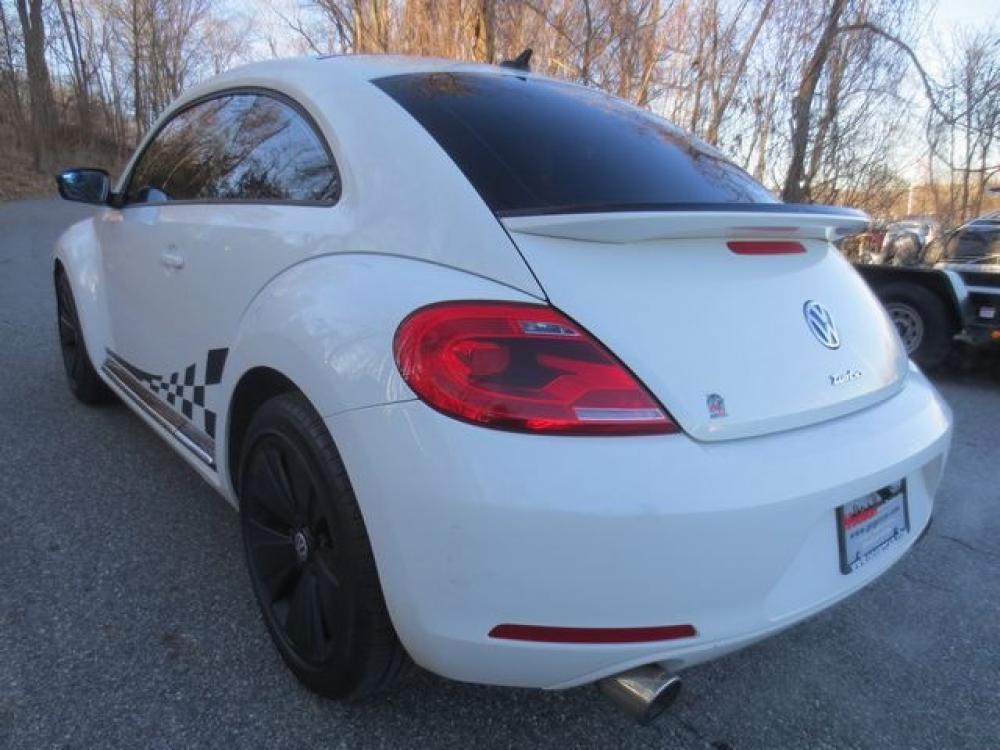 2013 White /Black Volkswagen Beetle 2.0T Turbo (3VWVA7AT8DM) with an 2.0L 4cy Turbo engine, Automatic transmission, located at 270 US Route 6, Mahopac, NY, 10541, (845) 621-0895, 41.349022, -73.755280 - Photo #4