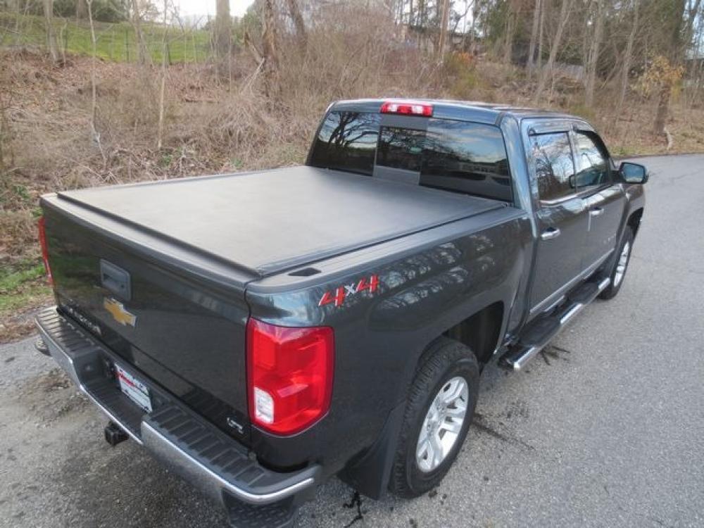 2018 Gray /Black Chevrolet Silverado 1500 LTZ Crew Cab 4WD (3GCUKSEC2JG) with an 5.3L V8 OHV 16V engine, Automatic transmission, located at 270 US Route 6, Mahopac, NY, 10541, (845) 621-0895, 41.349022, -73.755280 - Photo #11