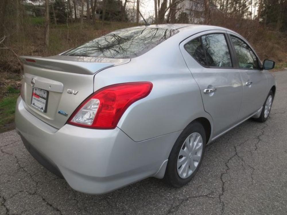 2015 Silver /GY Nissan Versa 1.6 SV (3N1CN7AP6FL) with an 1.6L L4 DOHC 16V engine, Automatic transmission, located at 270 US Route 6, Mahopac, NY, 10541, (845) 621-0895, 41.349022, -73.755280 - Photo #3
