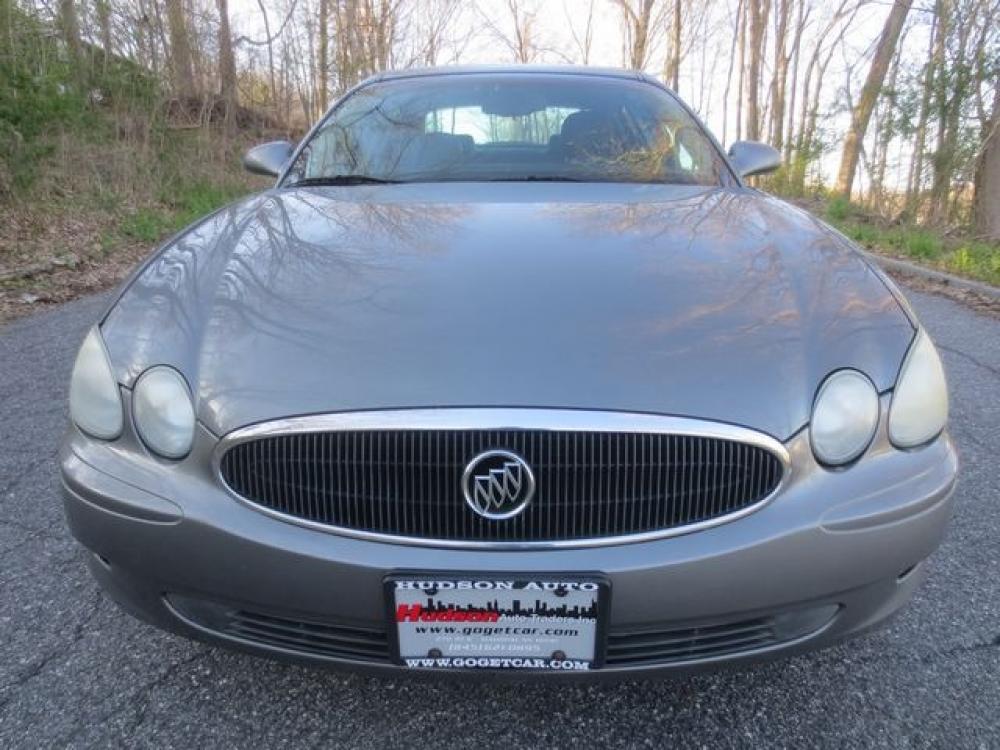 2007 Gray /Black Buick Lacrosse CXL (2G4WD582971) with an 3.8L v6 engine, Automatic transmission, located at 270 US Route 6, Mahopac, NY, 10541, (845) 621-0895, 41.349022, -73.755280 - Photo #2