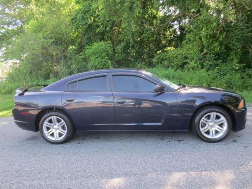 2011 Blue /Black Dodge Charger SE (2B3CL3CG9BH) with an 3.6L V6 DOHC 24V engine, 5-Speed Automatic transmission, located at 270 US Route 6, Mahopac, NY, 10541, (845) 621-0895, 41.349022, -73.755280 - Photo #10