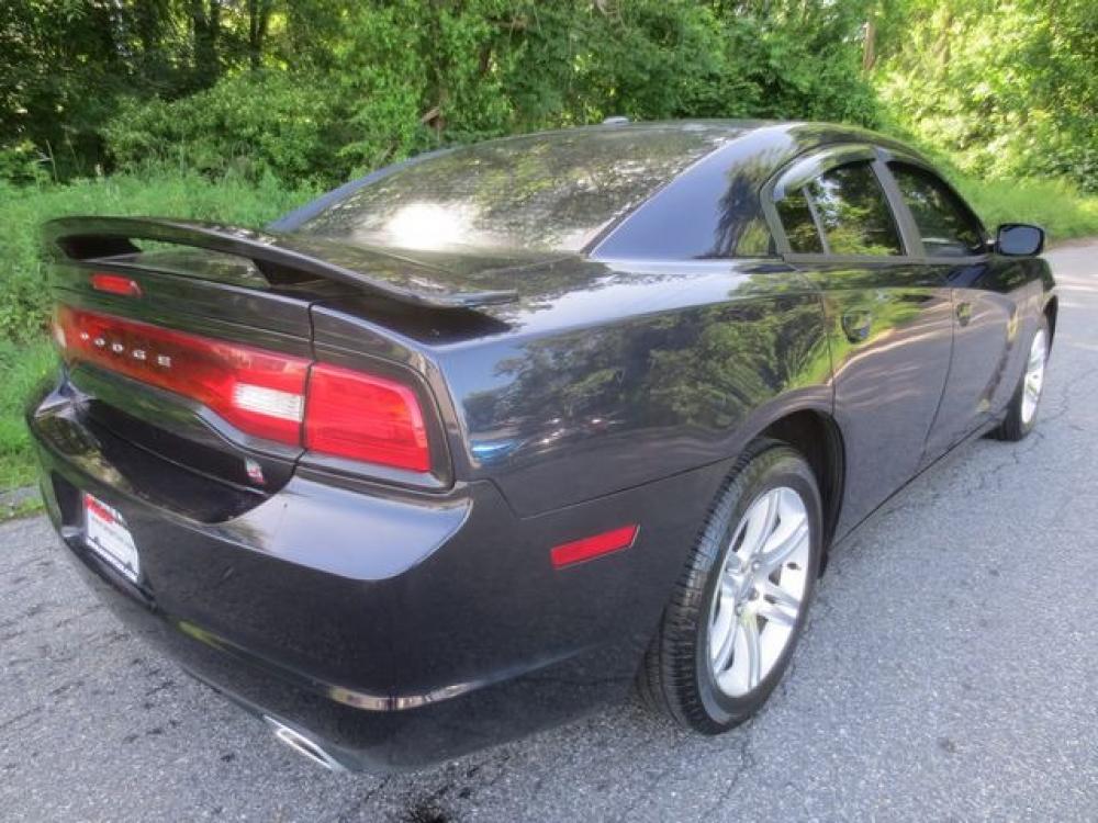 2011 Blue /Black Dodge Charger SE (2B3CL3CG9BH) with an 3.6L V6 DOHC 24V engine, 5-Speed Automatic transmission, located at 270 US Route 6, Mahopac, NY, 10541, (845) 621-0895, 41.349022, -73.755280 - Photo #3