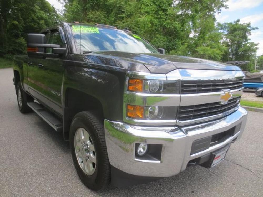 2015 Gray /Black Chevrolet Silverado 2500HD LT Double Cab (1GC2KVEG0FZ) with an 6.0L V8 OHV 16V FFV engine, 6-Speed Automatic transmission, located at 270 US Route 6, Mahopac, NY, 10541, (845) 621-0895, 41.349022, -73.755280 - Photo #1