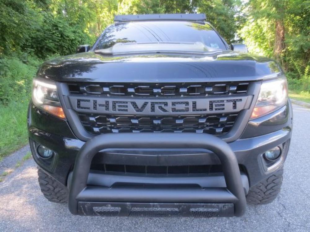 2019 Black /Black Chevrolet Colorado Z71 Crew Cab 4WD Short Box (1GCGTDEN2K1) with an 3.6L V6 engine, Automatic transmission, located at 270 US Route 6, Mahopac, NY, 10541, (845) 621-0895, 41.349022, -73.755280 - Photo #2