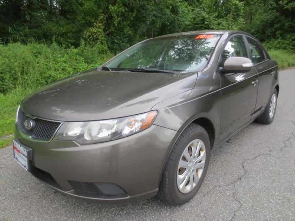 2010 Gray /Gray Kia Forte EX (KNAFU4A23A5) with an 2.0L L4 DOHC 16V engine, Automatic transmission, located at 270 US Route 6, Mahopac, NY, 10541, (845) 621-0895, 41.349022, -73.755280 - Photo #0