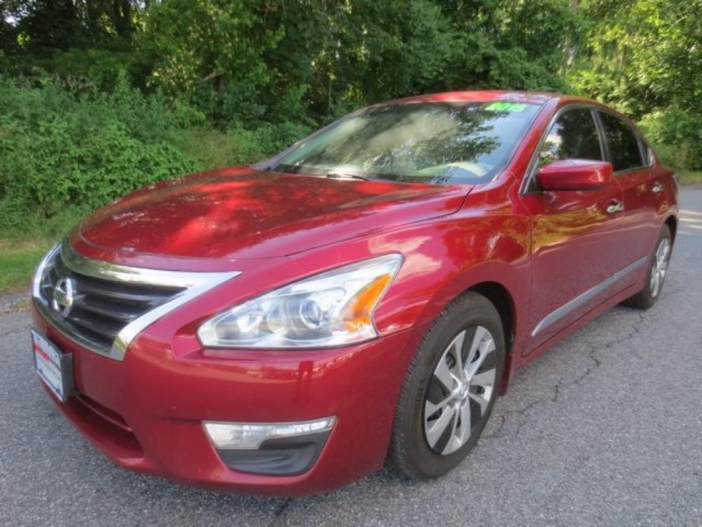 2015 Red /Tan Nissan Altima 2.5 S (1N4AL3AP4FC) with an 2.5L L4 DOHC 16V engine, Automatic transmission, located at 270 US Route 6, Mahopac, NY, 10541, (845) 621-0895, 41.349022, -73.755280 - Photo #0