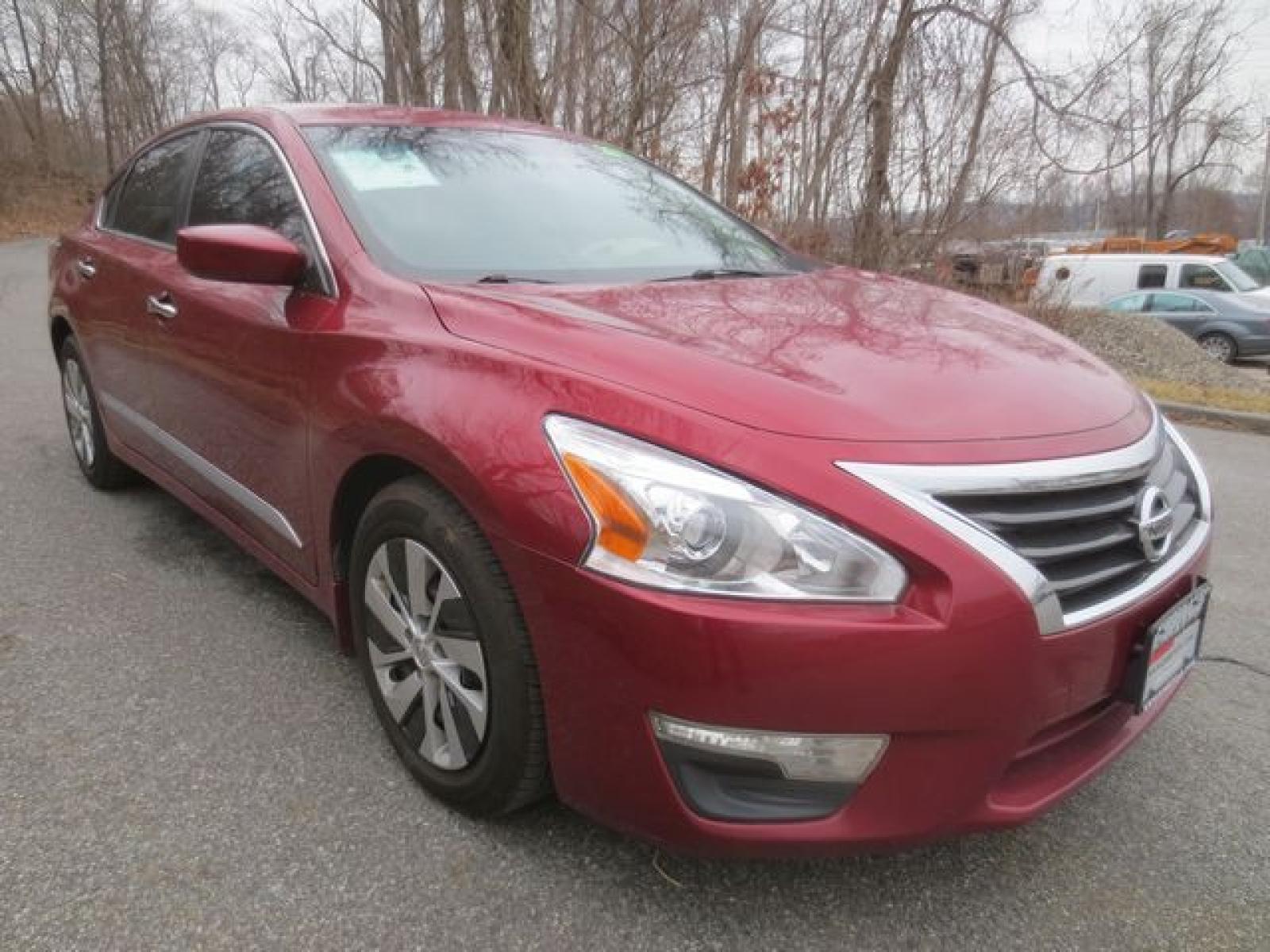 2015 Red /Tan Nissan Altima 2.5 S (1N4AL3AP4FC) with an 2.5L L4 DOHC 16V engine, Automatic transmission, located at 270 US Route 6, Mahopac, NY, 10541, (845) 621-0895, 41.349022, -73.755280 - Photo #1