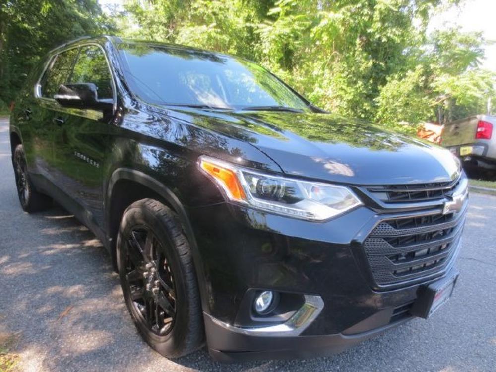 2019 Black /Black Chevrolet Traverse LT Cloth AWD (1GNEVGKW9KJ) with an 3.6L V6 DOHC 24V engine, Automatic transmission, located at 270 US Route 6, Mahopac, NY, 10541, (845) 621-0895, 41.349022, -73.755280 - Photo #1