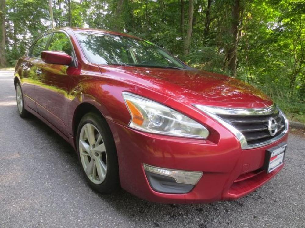 2013 Red /Black Nissan Altima 2.5 S (1N4AL3AP7DC) with an 2.5L L4 DOHC 16V engine, Automatic transmission, located at 270 US Route 6, Mahopac, NY, 10541, (845) 621-0895, 41.349022, -73.755280 - Photo #1