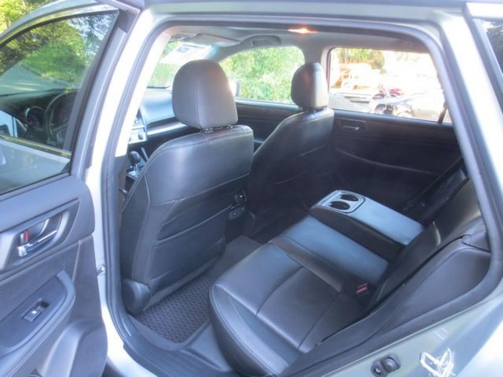 2015 Silver /Black Subaru Outback 2.5i Limited (4S4BSALCXF3) with an 2.5L H4 DOHC 16V engine, 6-Speed Automatic transmission, located at 270 US Route 6, Mahopac, NY, 10541, (845) 621-0895, 41.349022, -73.755280 - Photo #11