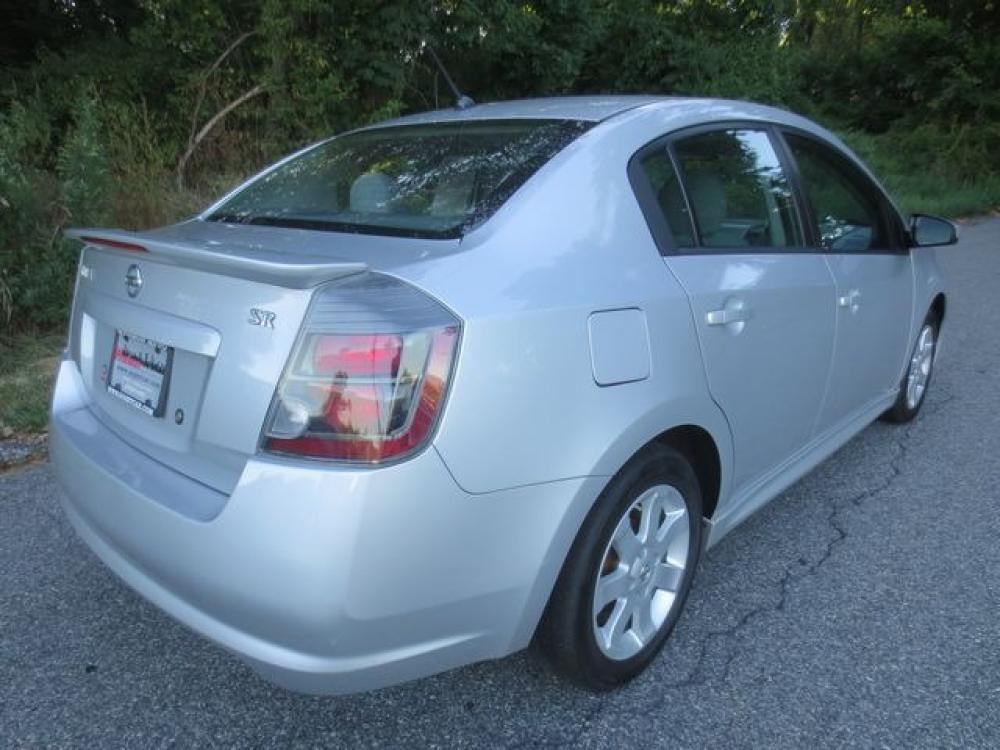 2012 Silver /Gray Nissan Sentra 2.0 (3N1AB6AP6CL) with an 2.0L L4 DOHC 16V engine, Automatic transmission, located at 270 US Route 6, Mahopac, NY, 10541, (845) 621-0895, 41.349022, -73.755280 - Photo #3