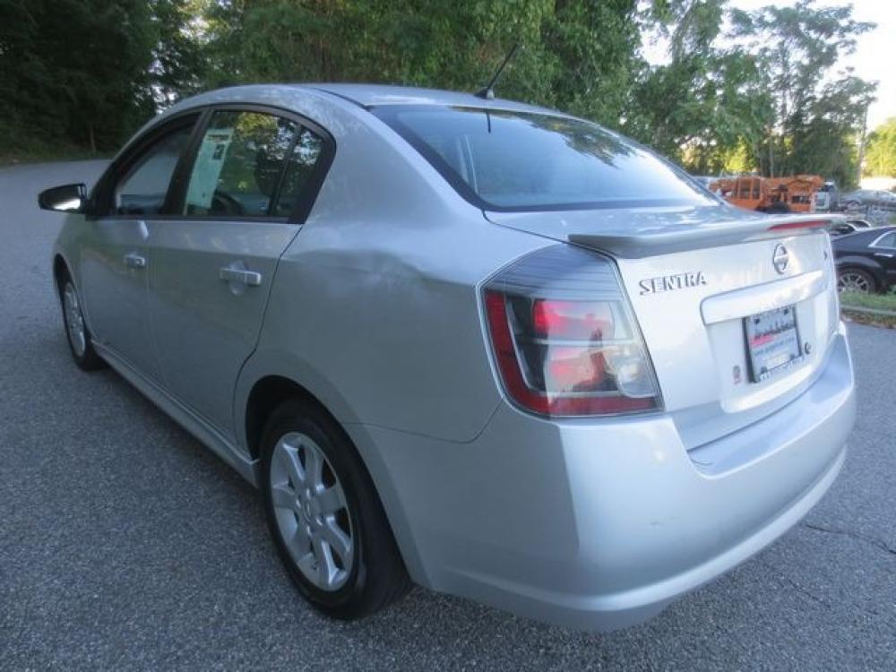 2012 Silver /Gray Nissan Sentra 2.0 (3N1AB6AP6CL) with an 2.0L L4 DOHC 16V engine, Automatic transmission, located at 270 US Route 6, Mahopac, NY, 10541, (845) 621-0895, 41.349022, -73.755280 - Photo #4