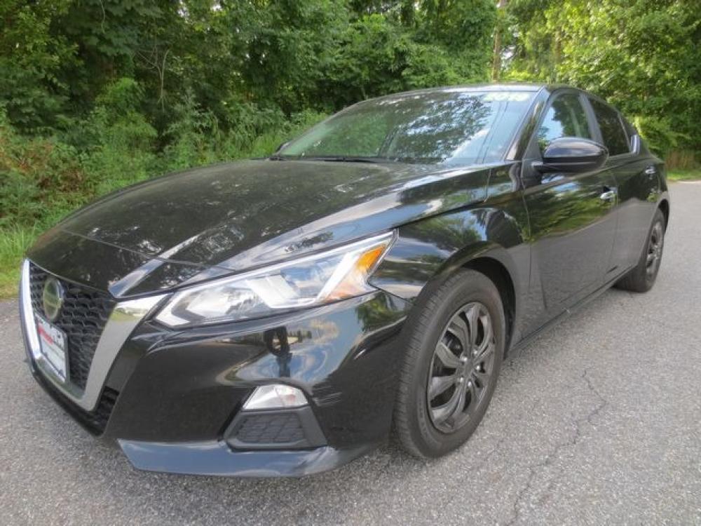 2019 Black /Black Nissan Altima 2.5 S (1N4BL4BVXKC) with an 2.5L L4 DOHC 16V engine, Automatic transmission, located at 270 US Route 6, Mahopac, NY, 10541, (845) 621-0895, 41.349022, -73.755280 - Photo #0