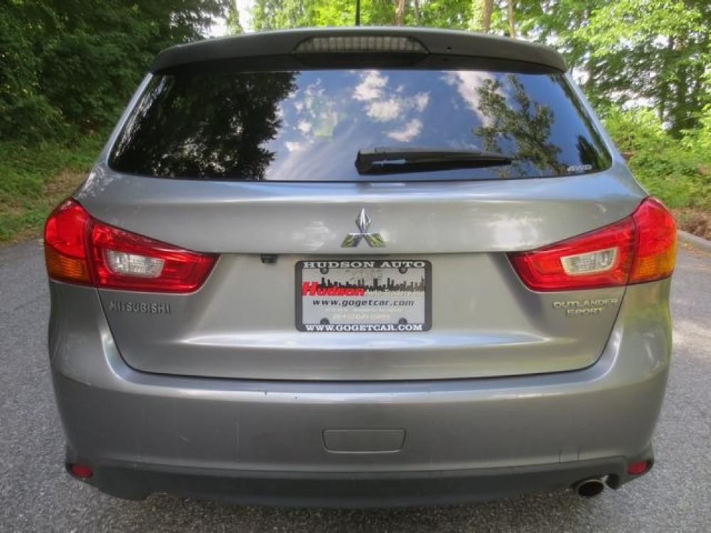 2015 Gray /Black Mitsubishi Outlander Sport SE (4A4AR4AU3FE) with an 2.0L L4 DOHC 16V engine, Automatic transmission, located at 270 US Route 6, Mahopac, NY, 10541, (845) 621-0895, 41.349022, -73.755280 - Photo #5