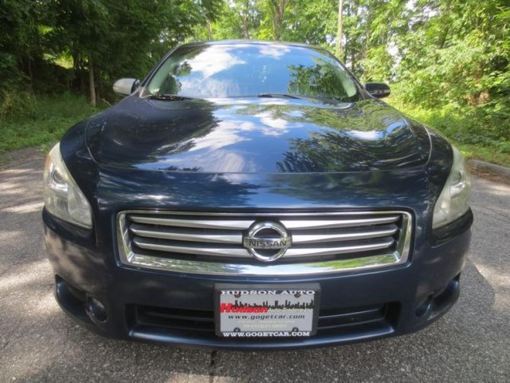 2014 Blue /Black Nissan Maxima SV (1N4AA5APXEC) with an 3.5L V6 DOHC 24V engine, Automatic transmission, located at 270 US Route 6, Mahopac, NY, 10541, (845) 621-0895, 41.349022, -73.755280 - Photo #2