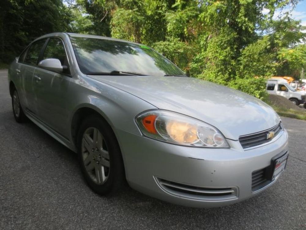 2009 Silver /Black Chevrolet Impala LT (2G1WT57N691) with an 3.5L V6 OHV 12V engine, 4-Speed Automatic Overdrive transmission, located at 270 US Route 6, Mahopac, NY, 10541, (845) 621-0895, 41.349022, -73.755280 - Photo #1