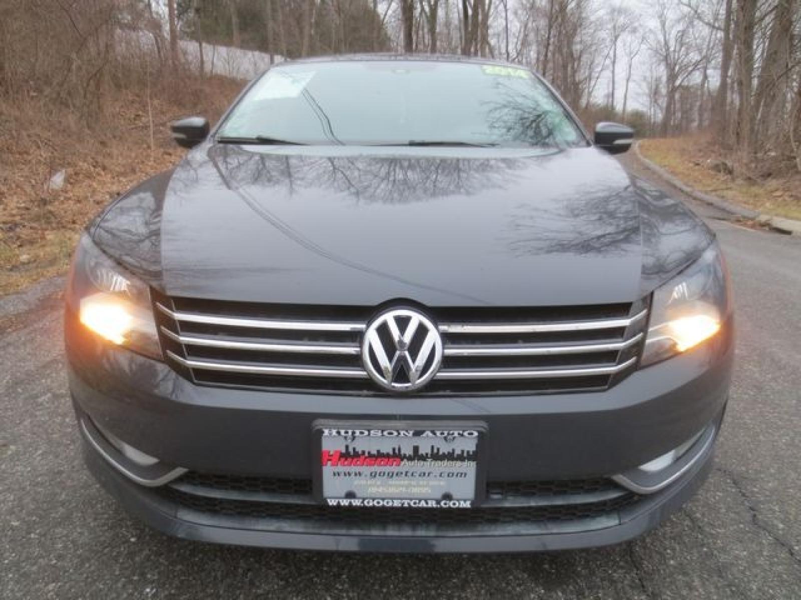 2014 Gray /Gray Volkswagen Passat 1.8T SE AT PZEV (1VWBT7A33EC) with an 4CYL1.8L TURBO engine, 6-Speed Automatic transmission, located at 270 US Route 6, Mahopac, NY, 10541, (845) 621-0895, 41.349022, -73.755280 - Photo #2