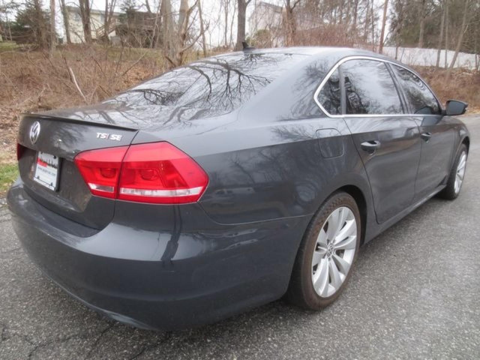 2014 Gray /Gray Volkswagen Passat 1.8T SE AT PZEV (1VWBT7A33EC) with an 4CYL1.8L TURBO engine, 6-Speed Automatic transmission, located at 270 US Route 6, Mahopac, NY, 10541, (845) 621-0895, 41.349022, -73.755280 - Photo #3