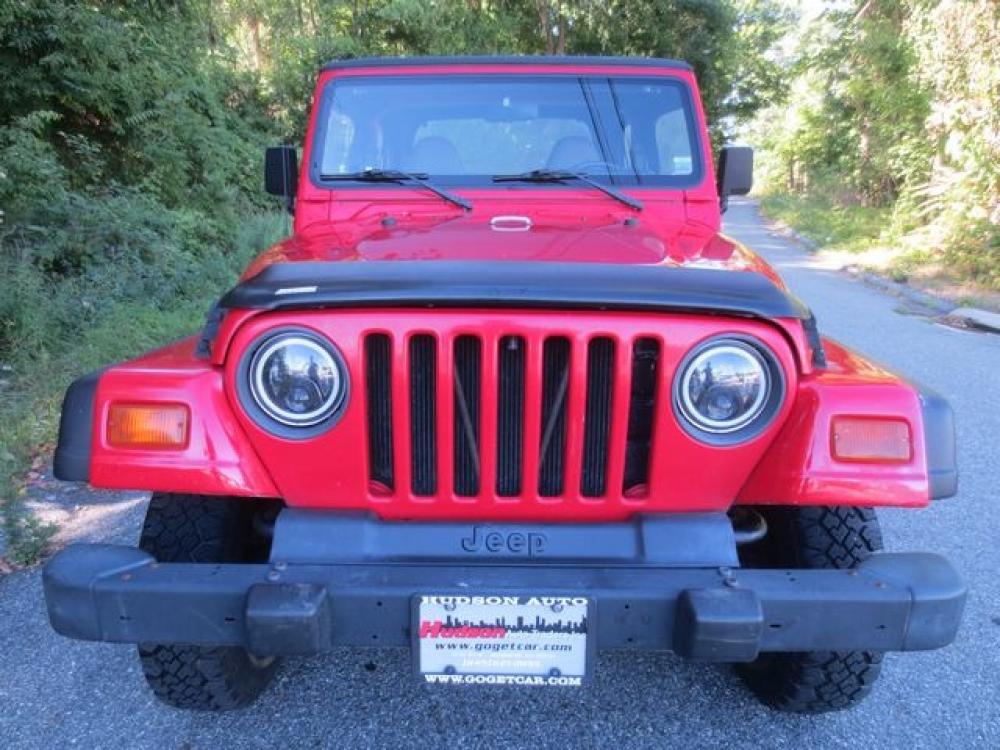 1998 Red /Gray Jeep Wrangler SE (1J4FY29P8WP) with an 2.5L L4 OHV 8V engine, 5 SPEED MANUAL transmission, located at 270 US Route 6, Mahopac, NY, 10541, (845) 621-0895, 41.349022, -73.755280 - Photo #2