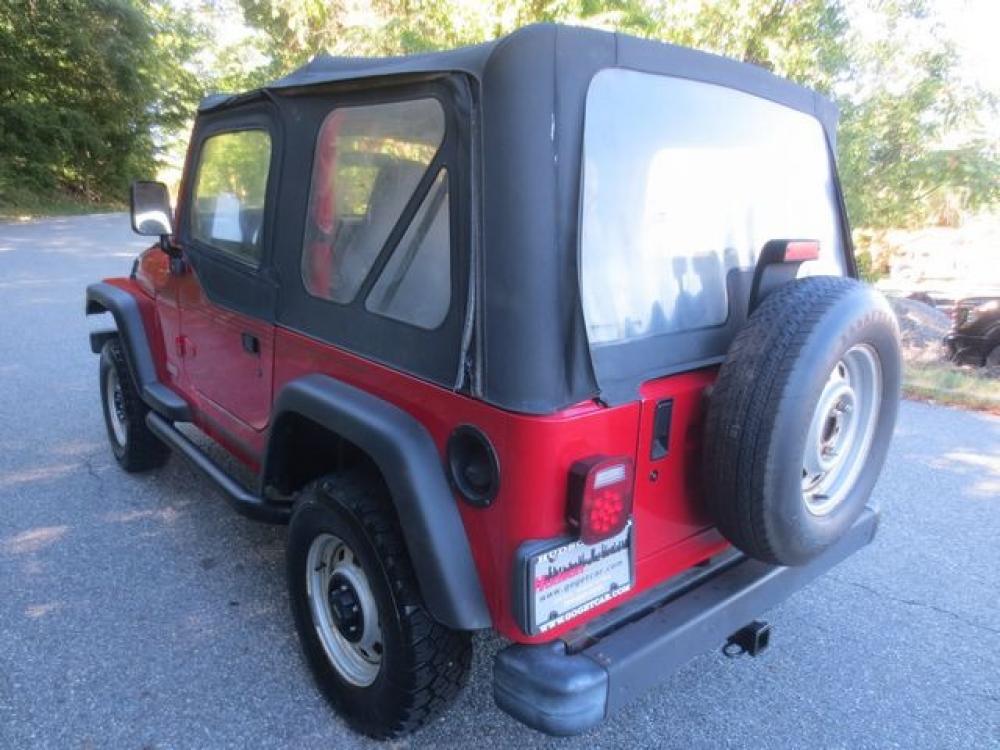 1998 Red /Gray Jeep Wrangler SE (1J4FY29P8WP) with an 2.5L L4 OHV 8V engine, 5 SPEED MANUAL transmission, located at 270 US Route 6, Mahopac, NY, 10541, (845) 621-0895, 41.349022, -73.755280 - Photo #4