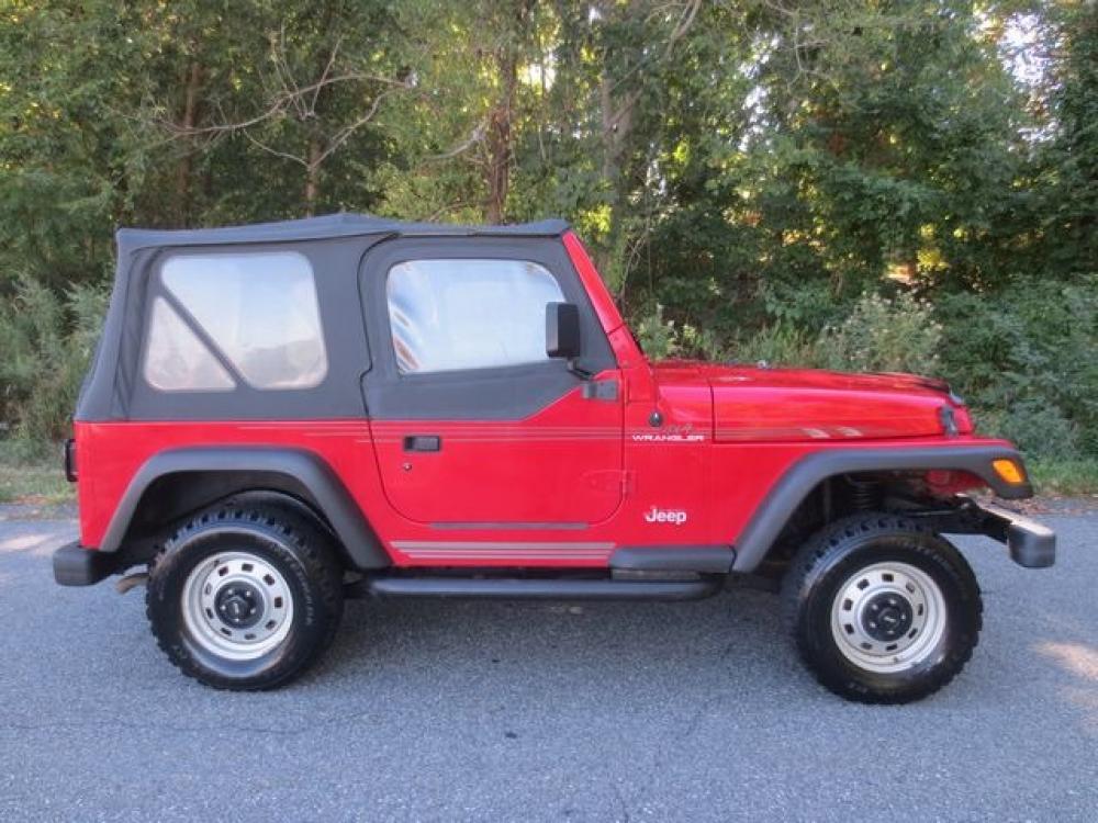 1998 Red /Gray Jeep Wrangler SE (1J4FY29P8WP) with an 2.5L L4 OHV 8V engine, 5 SPEED MANUAL transmission, located at 270 US Route 6, Mahopac, NY, 10541, (845) 621-0895, 41.349022, -73.755280 - Photo #8
