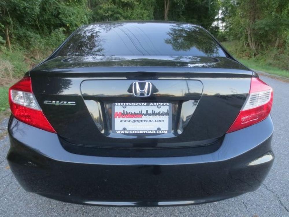 2012 Black /Black Honda Civic EX (2HGFB2F85CH) with an 1.8L 4cyl engine, Automatic transmission, located at 270 US Route 6, Mahopac, NY, 10541, (845) 621-0895, 41.349022, -73.755280 - Photo #5