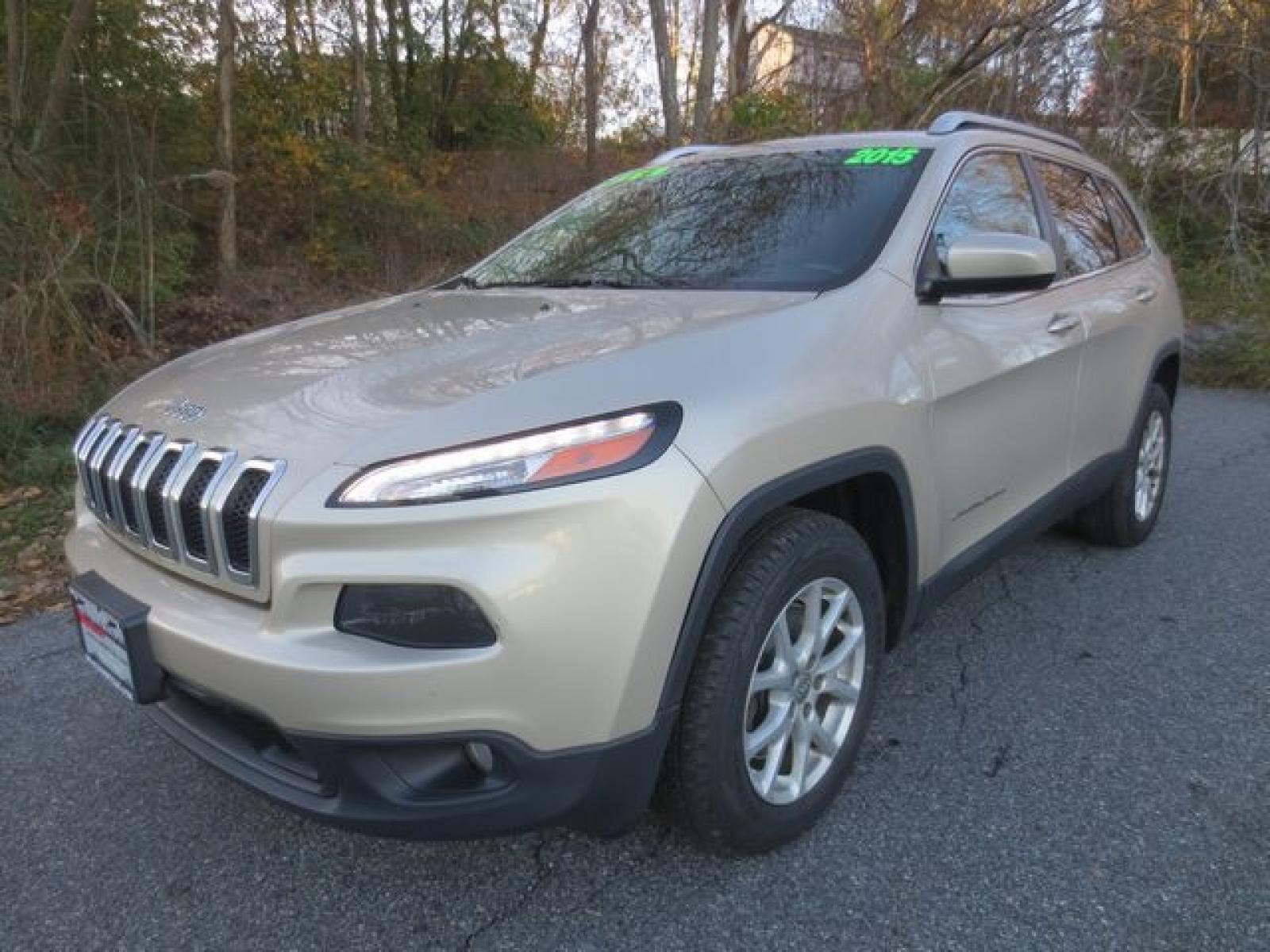 2015 Tan /Black Jeep Cherokee Latitude 4WD (1C4PJMCS5FW) with an 3.2L V6 DOHC 24V engine, 9-Speed Automatic transmission, located at 270 US Route 6, Mahopac, NY, 10541, (845) 621-0895, 41.349022, -73.755280 - Photo #0