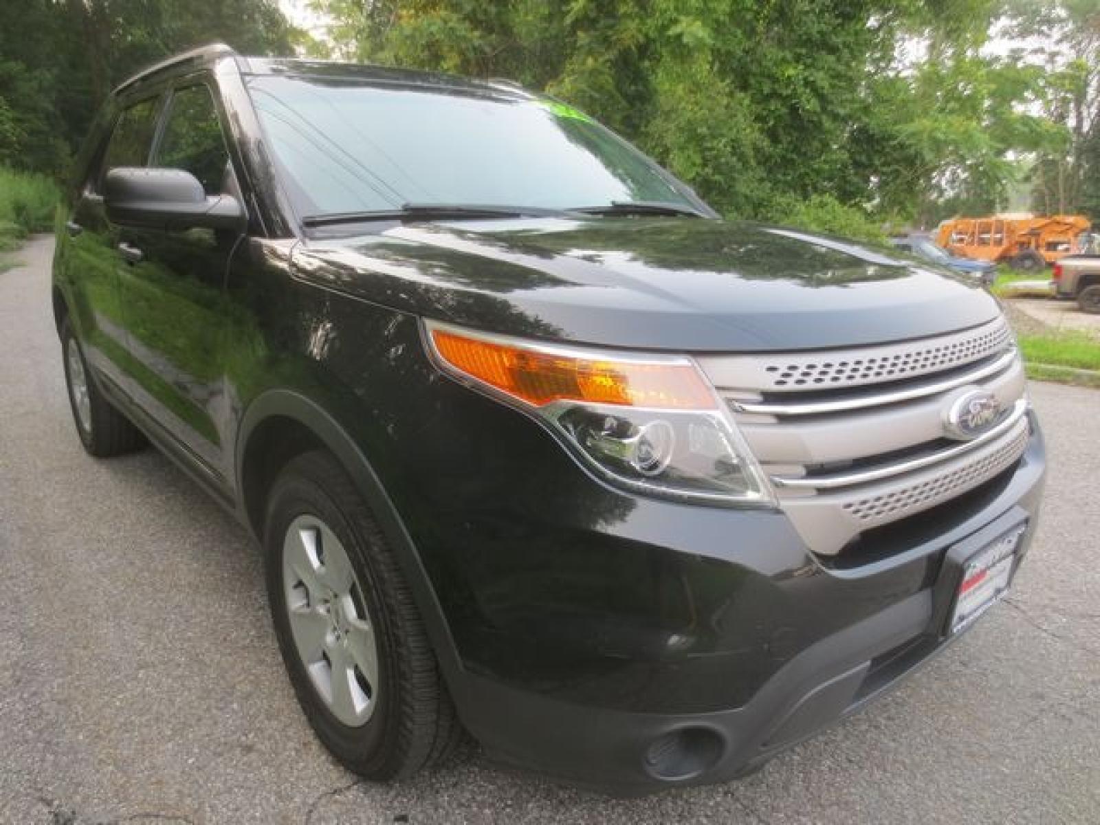 2014 Black /Gray Ford Explorer (1FM5K8B82EG) with an 3.5L V6 DOHC 24V engine, Automatic transmission, located at 270 US Route 6, Mahopac, NY, 10541, (845) 621-0895, 41.349022, -73.755280 - Photo #1