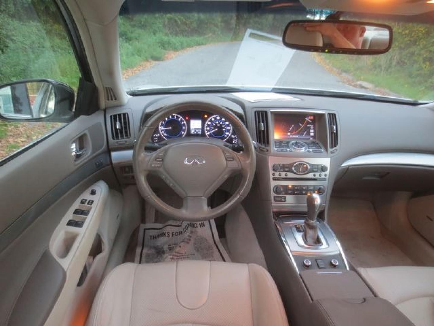 2013 White /Tan Infiniti G Sedan 37x AWD (JN1CV6AR6DM) with an 3.7L V6 DOHC 24V engine, Automatic transmission, located at 270 US Route 6, Mahopac, NY, 10541, (845) 621-0895, 41.349022, -73.755280 - Photo#8
