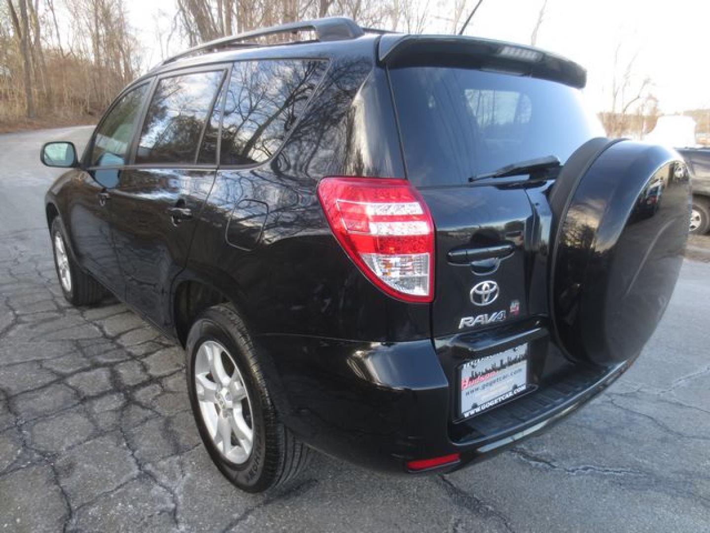 2012 Black /Tan Toyota RAV4 (2T3BF4DV6CW) with an 2.5L 4cyl engine, Automatic transmission, located at 270 US Route 6, Mahopac, NY, 10541, (845) 621-0895, 41.349022, -73.755280 - Photo#4