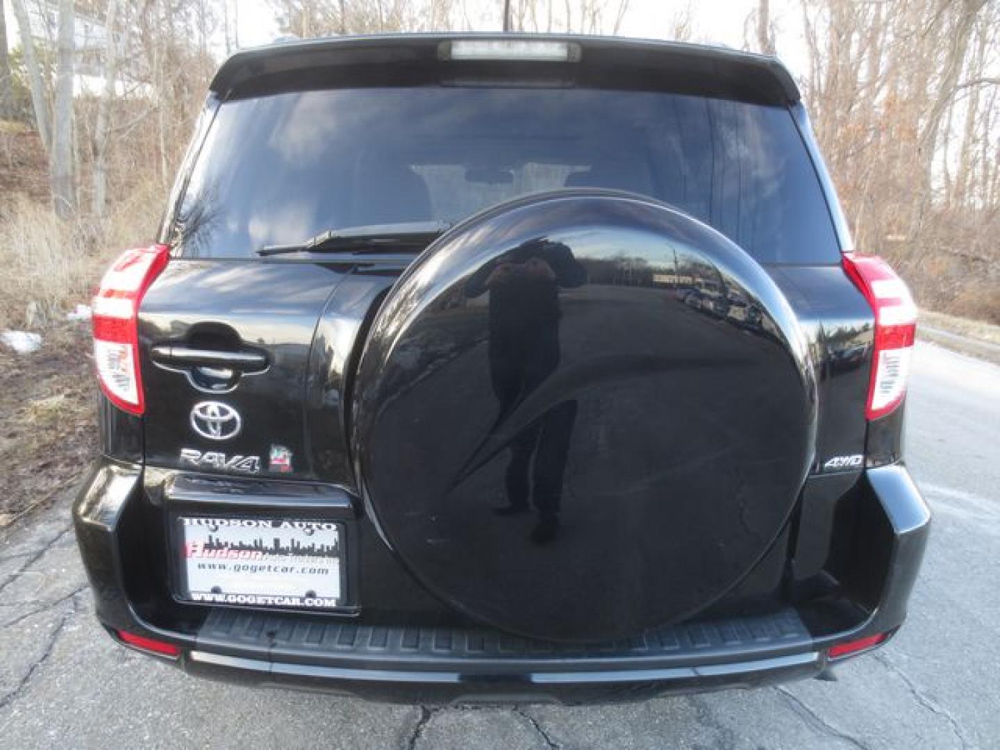 2012 Black /Tan Toyota RAV4 (2T3BF4DV6CW) with an 2.5L 4cyl engine, Automatic transmission, located at 270 US Route 6, Mahopac, NY, 10541, (845) 621-0895, 41.349022, -73.755280 - Photo#5