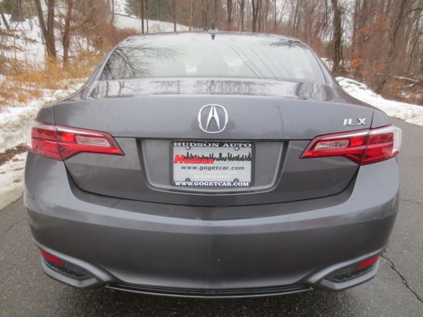 2017 Gray /Black Acura ILX AcuraWatch Plus Package (19UDE2F30HA) with an 2.0L L4 16V DOHC engine, Automatic transmission, located at 270 US Route 6, Mahopac, NY, 10541, (845) 621-0895, 41.349022, -73.755280 - Photo#5