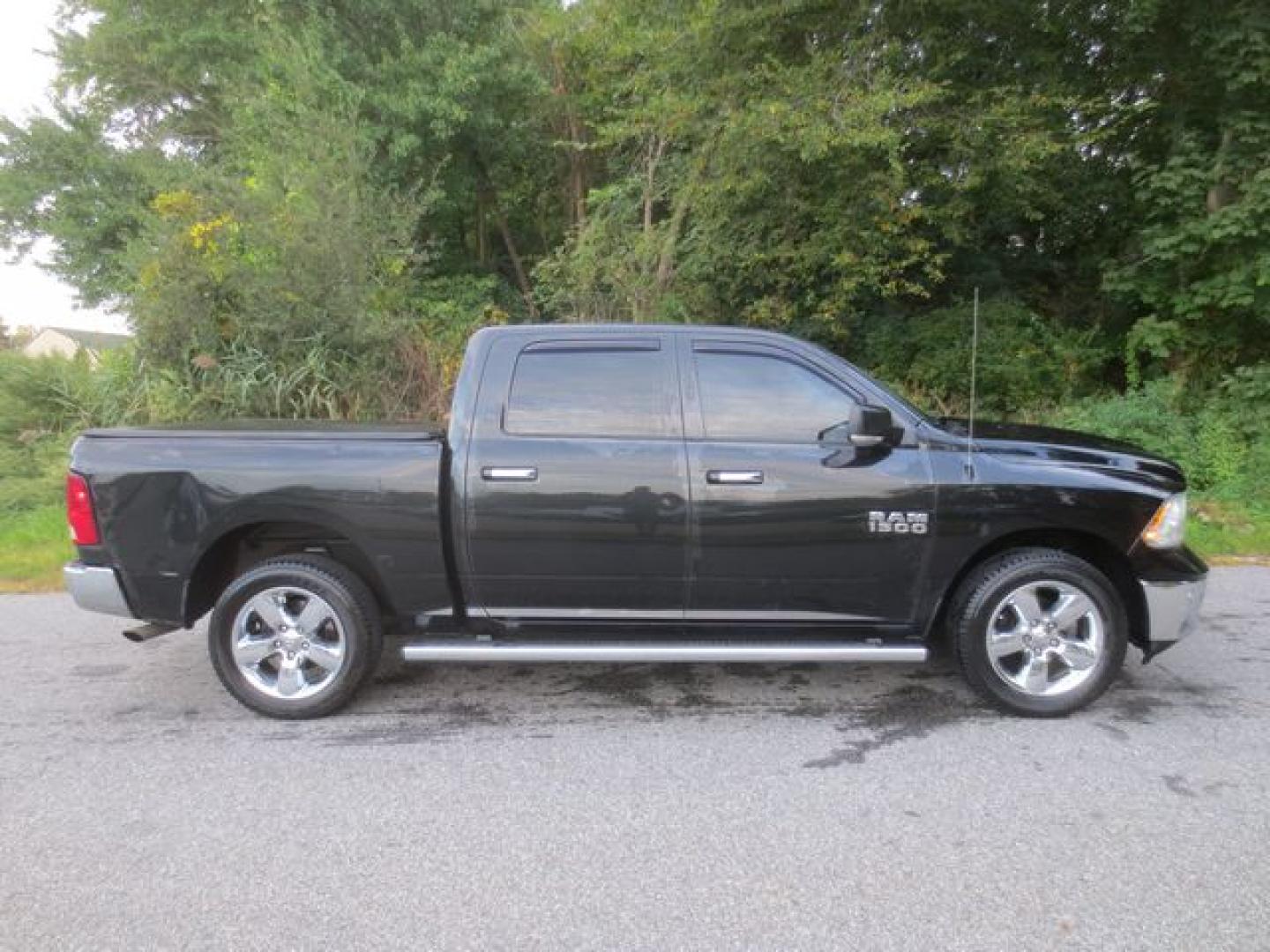 2017 Black /Black RAM 1500 BIG HORN SWB 4WD (1C6RR7LG0HS) with an 3.6L V6 DOHC 24V FFV engine, Automatic transmission, located at 270 US Route 6, Mahopac, NY, 10541, (845) 621-0895, 41.349022, -73.755280 - Photo#9