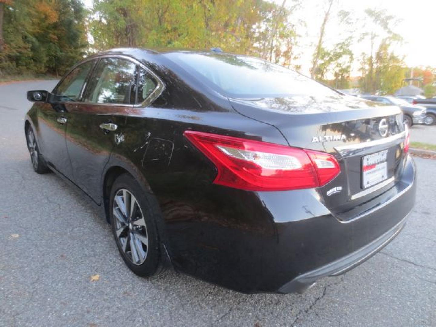 2017 Black /Black Nissan Altima 2.5 S (1N4AL3AP2HC) with an 2.5L L4 DOHC 16V engine, Automatic transmission, located at 270 US Route 6, Mahopac, NY, 10541, (845) 621-0895, 41.349022, -73.755280 - Photo#3