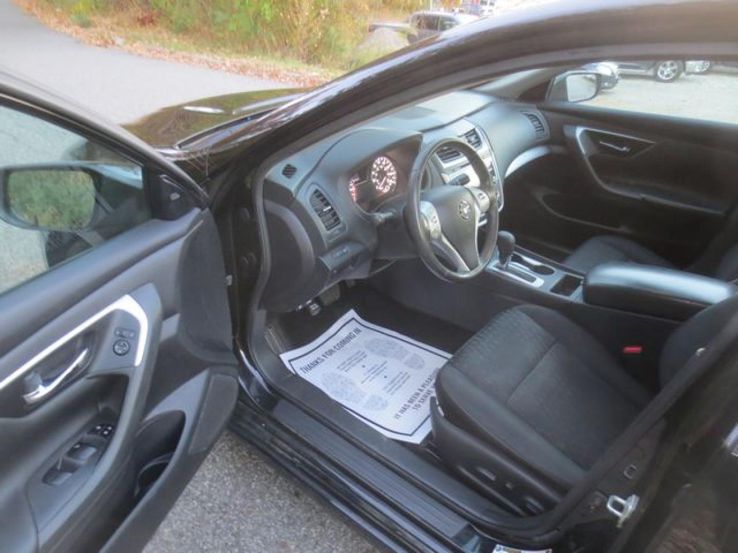 2017 Black /Black Nissan Altima 2.5 S (1N4AL3AP2HC) with an 2.5L L4 DOHC 16V engine, Automatic transmission, located at 270 US Route 6, Mahopac, NY, 10541, (845) 621-0895, 41.349022, -73.755280 - Photo#5