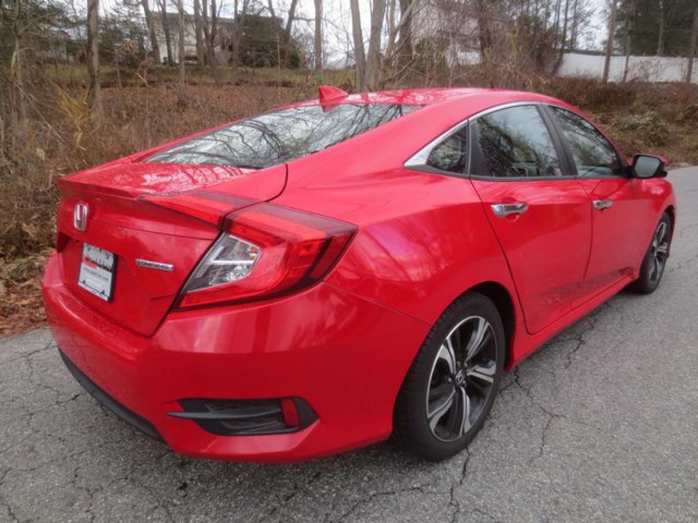 2017 Red /Black Honda Civic Touring (2HGFC1F95HH) with an 1.5L L4 DOHC 16V TURBO engine, Automatic transmission, located at 270 US Route 6, Mahopac, NY, 10541, (845) 621-0895, 41.349022, -73.755280 - Photo#3