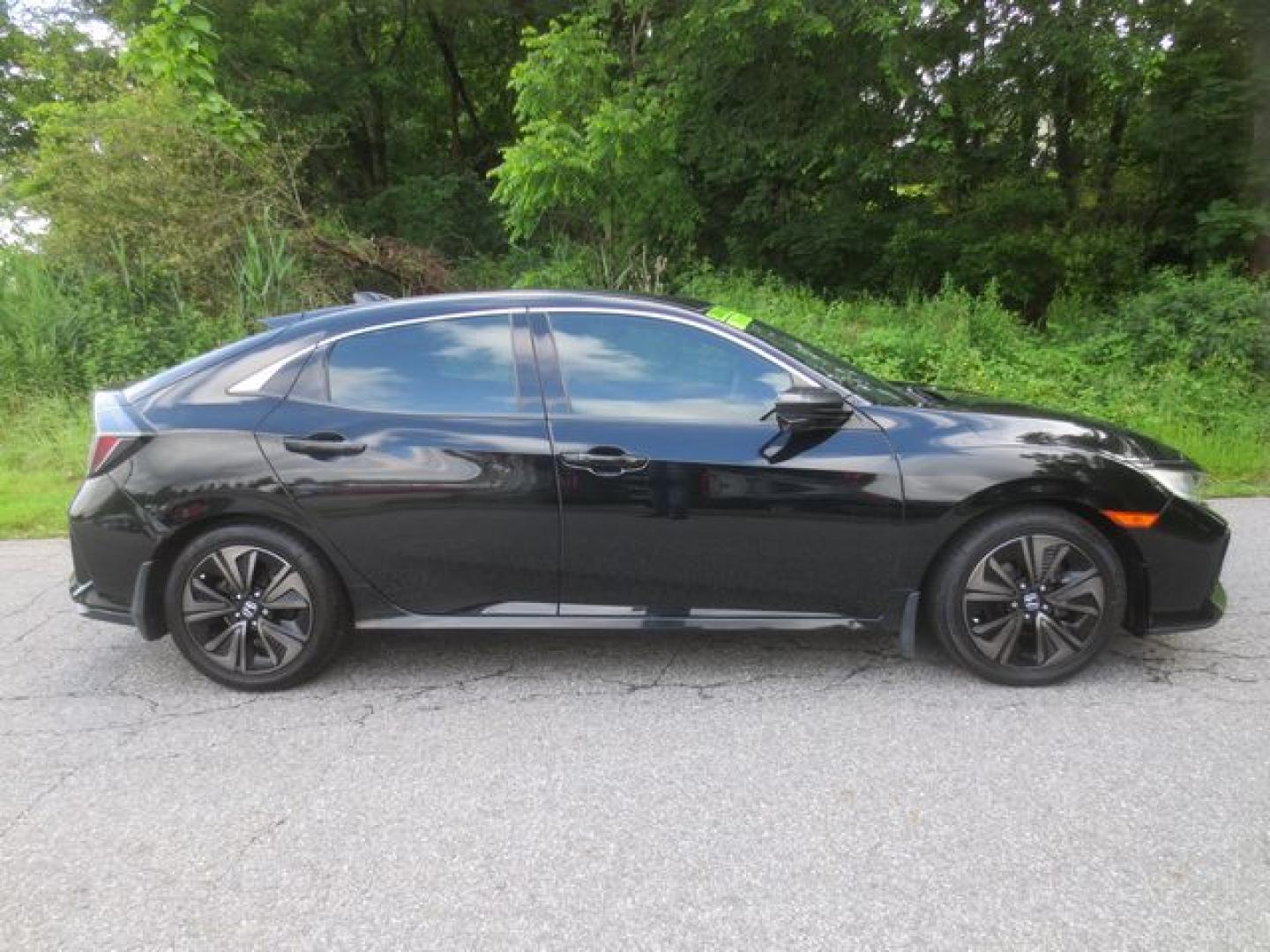 2018 Black /Black Honda Civic EX (SHHFK7H52JU) with an 2.0L L4 DOHC 16V TURBO engine, Automatic transmission, located at 270 US Route 6, Mahopac, NY, 10541, (845) 621-0895, 41.349022, -73.755280 - Photo#10