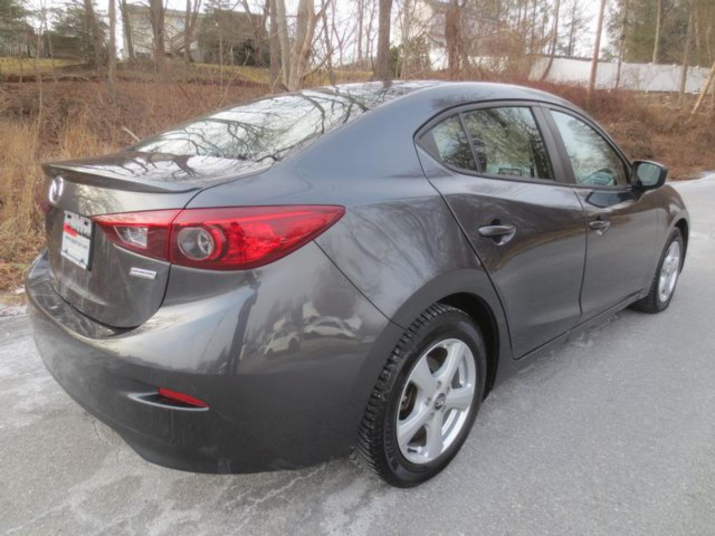 2014 Gray /Black Mazda MAZDA3 i Sport (3MZBM1U78EM) with an 2.0L L4 DOHC 16V engine, 6-Speed Manual transmission, located at 270 US Route 6, Mahopac, NY, 10541, (845) 621-0895, 41.349022, -73.755280 - Photo#3