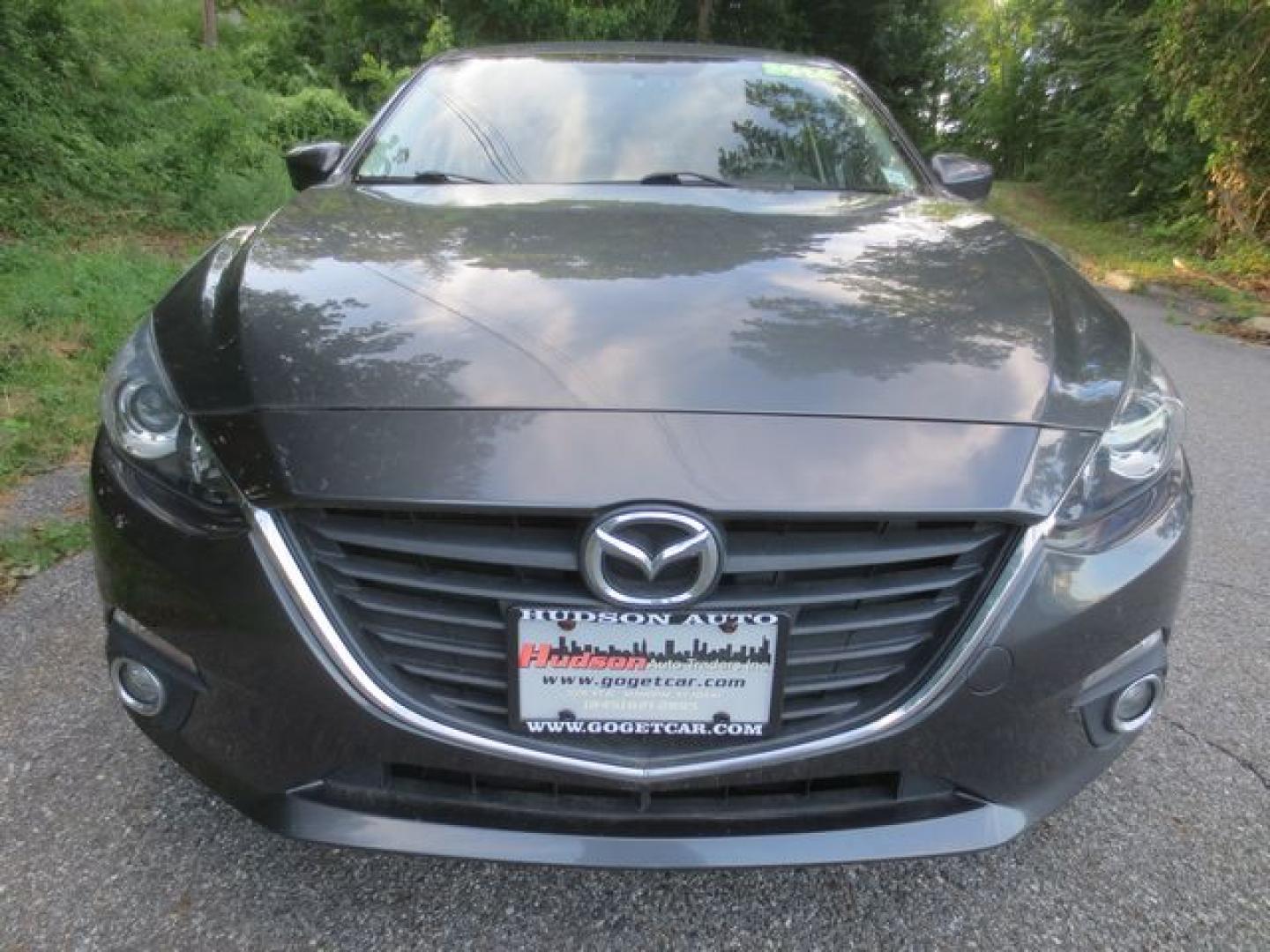 2014 Gray /Black Mazda MAZDA3 i Sport (3MZBM1U78EM) with an 2.0L L4 DOHC 16V engine, 6-Speed Manual transmission, located at 270 US Route 6, Mahopac, NY, 10541, (845) 621-0895, 41.349022, -73.755280 - Photo#2
