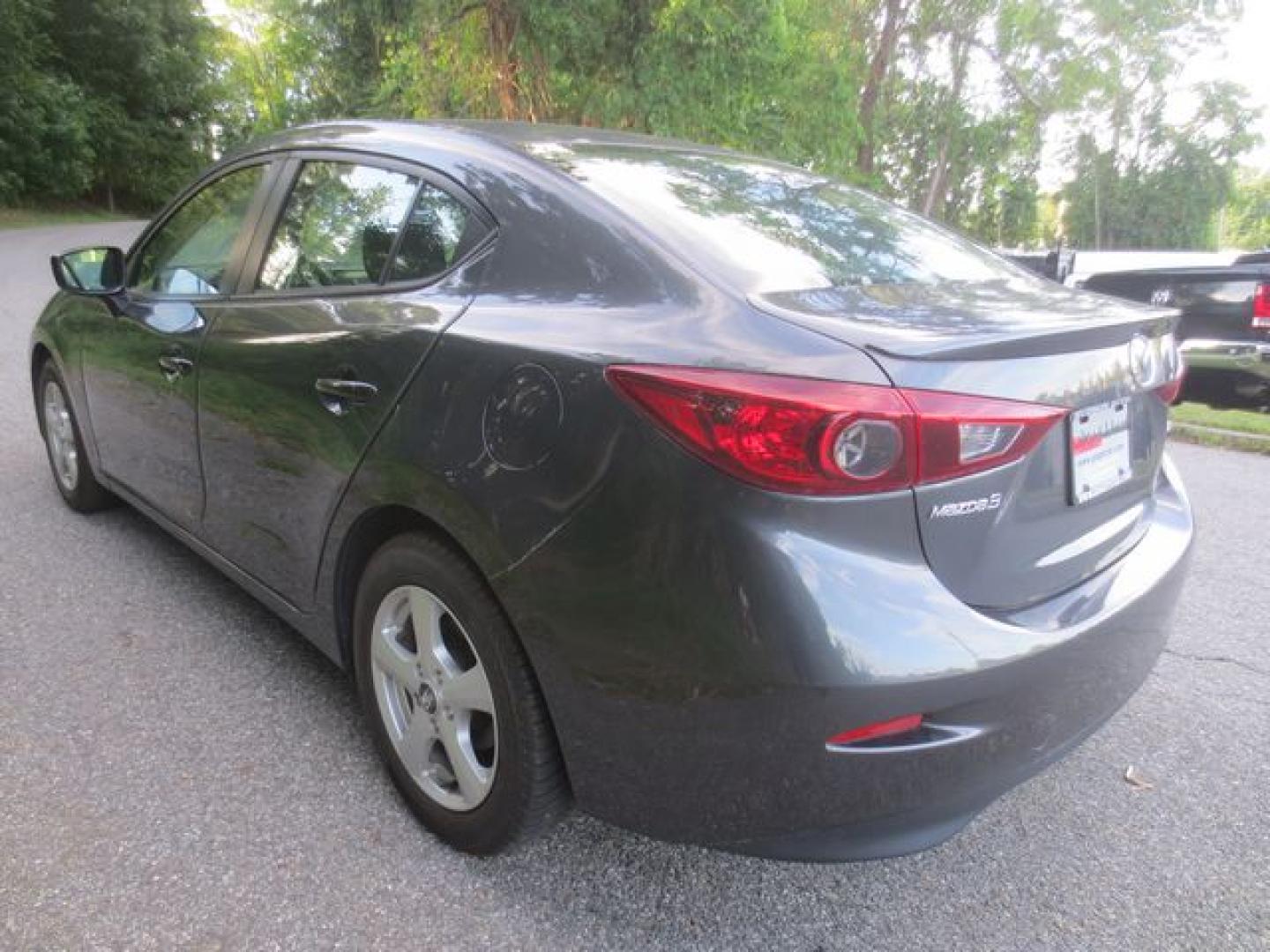 2014 Gray /Black Mazda MAZDA3 i Sport (3MZBM1U78EM) with an 2.0L L4 DOHC 16V engine, 6-Speed Manual transmission, located at 270 US Route 6, Mahopac, NY, 10541, (845) 621-0895, 41.349022, -73.755280 - Photo#4
