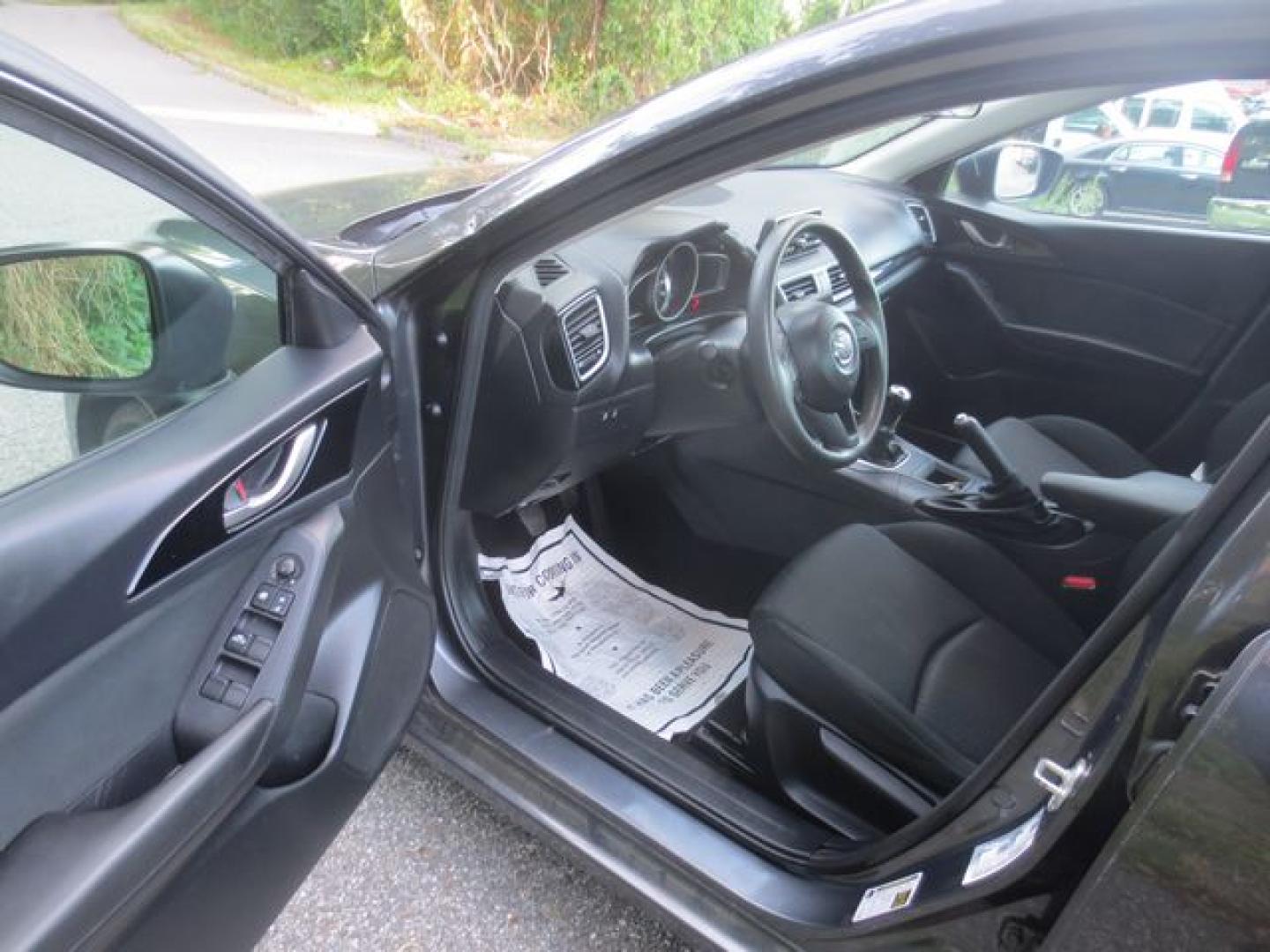 2014 Gray /Black Mazda MAZDA3 i Sport (3MZBM1U78EM) with an 2.0L L4 DOHC 16V engine, 6-Speed Manual transmission, located at 270 US Route 6, Mahopac, NY, 10541, (845) 621-0895, 41.349022, -73.755280 - Photo#6